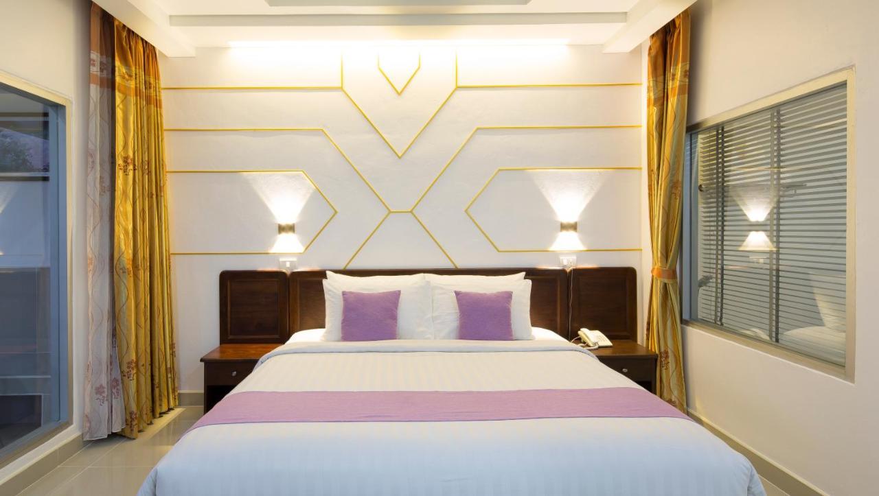 אוטרדיט Araya Hotel מראה חיצוני תמונה
