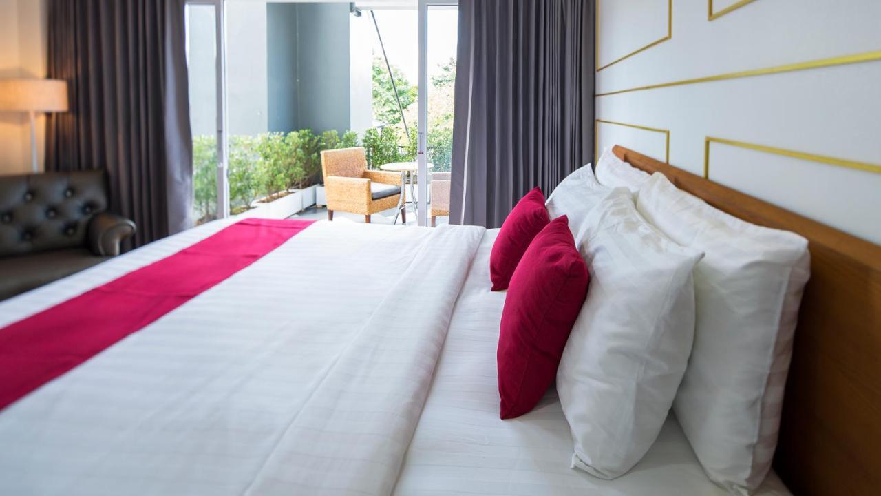 אוטרדיט Araya Hotel מראה חיצוני תמונה