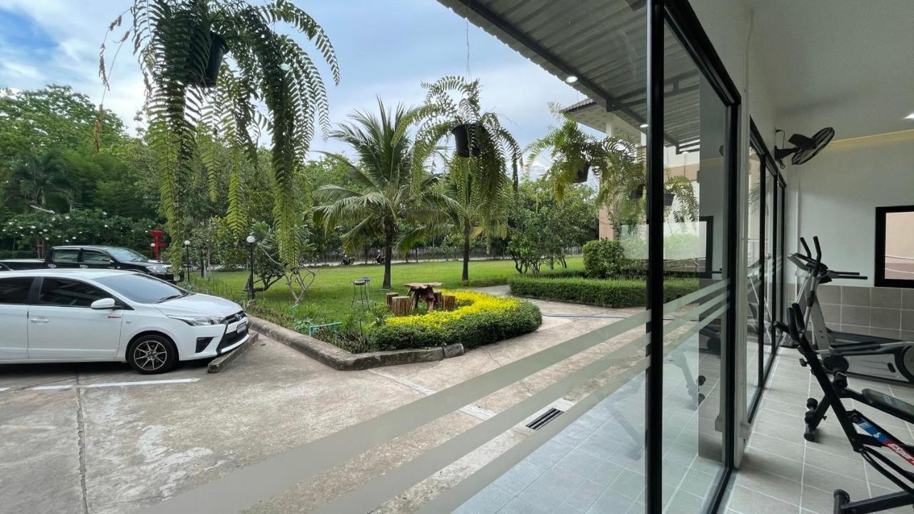 אוטרדיט Araya Hotel מראה חיצוני תמונה