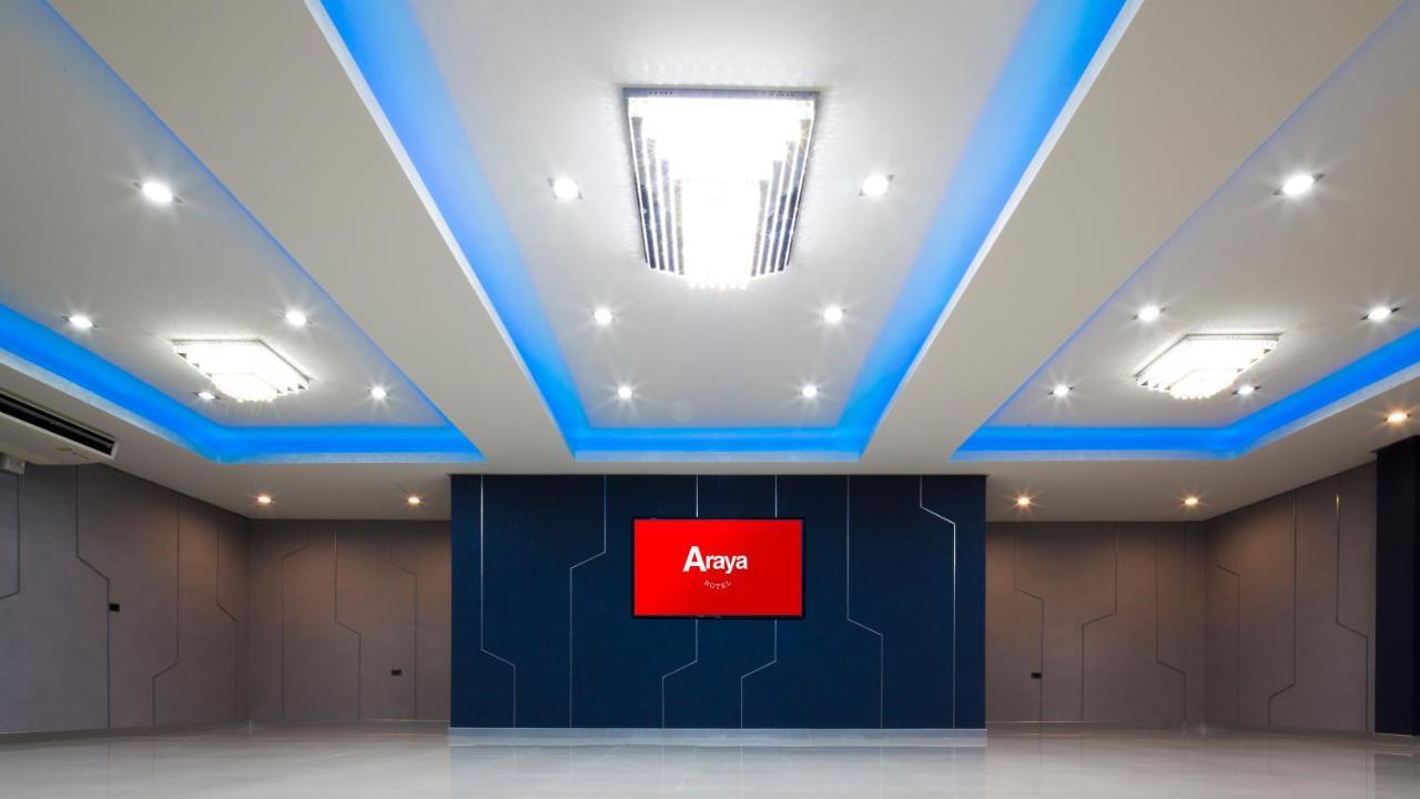 אוטרדיט Araya Hotel מראה חיצוני תמונה